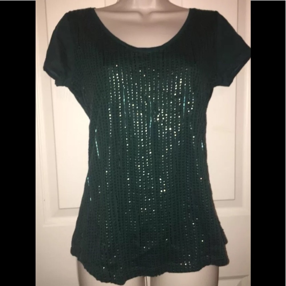Ann Taylor LOFT green sequins top. Size XS